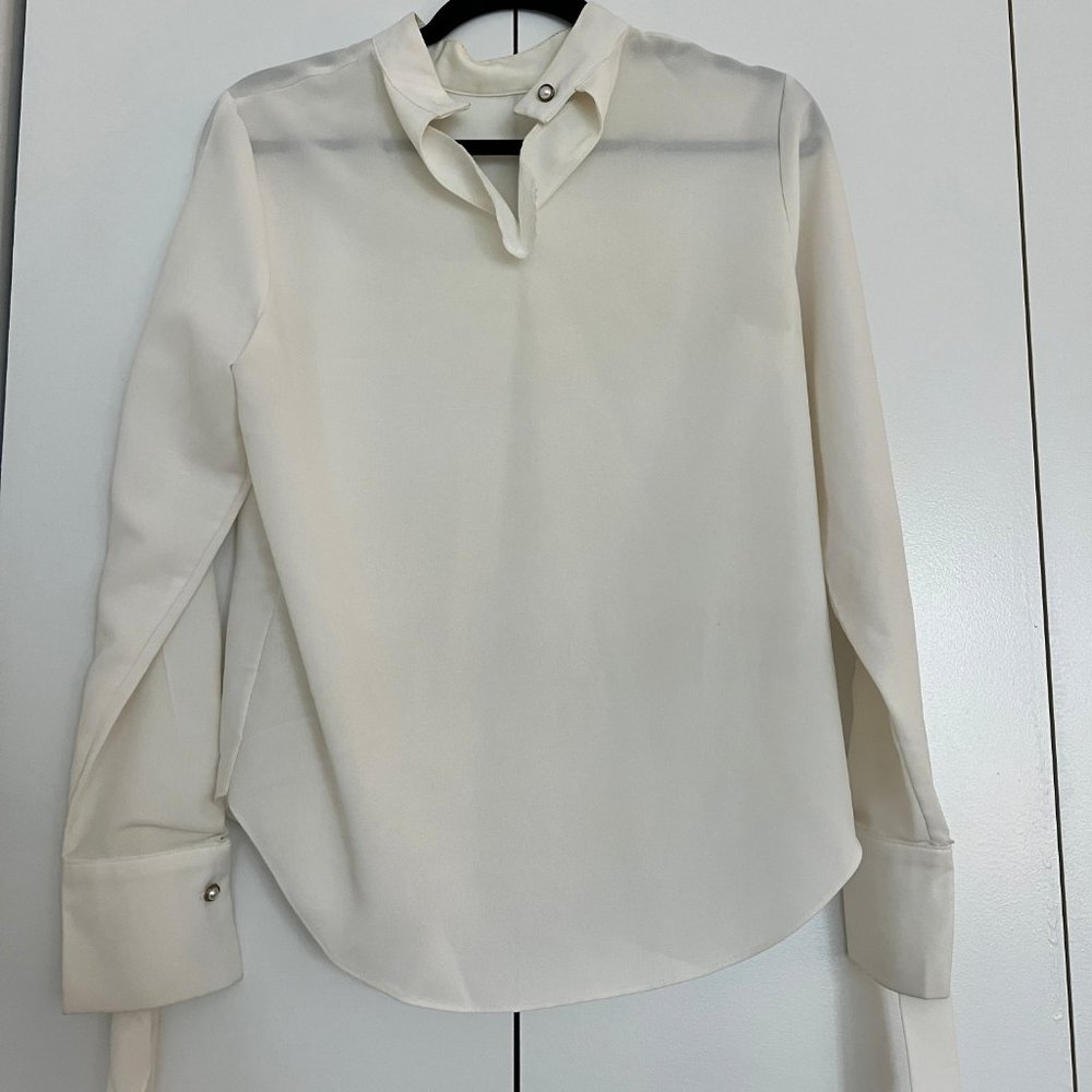 Mock neck sleeve detail blouse - Picture 2 of 2